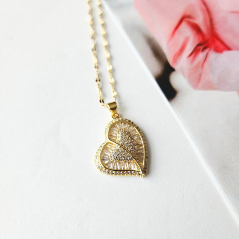 "Halle" Heart Necklace